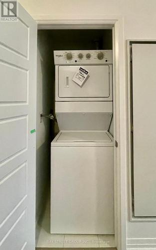 309 - 3265 Carding Mill Trail, Oakville, ON - Indoor Photo Showing Laundry Room