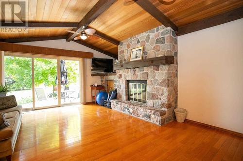 87 River Rd, Sault Ste. Marie, ON - Indoor Photo Showing Living Room With Fireplace