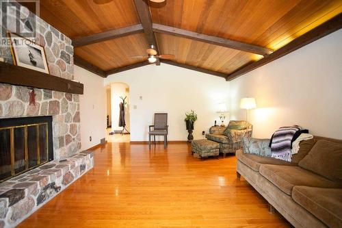 87 River Rd, Sault Ste. Marie, ON - Indoor Photo Showing Living Room With Fireplace