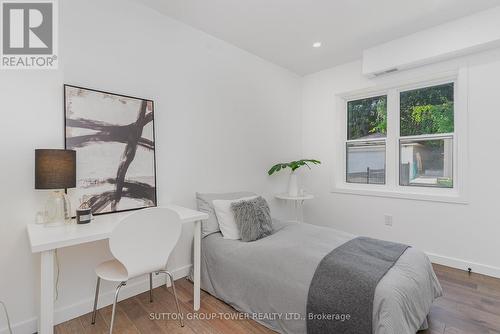 Unit A - 298 South Kingsway S, Toronto, ON - Indoor Photo Showing Bedroom