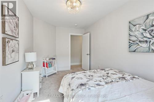 550 Mermaid Crescent, Mississauga, ON - Indoor Photo Showing Bedroom