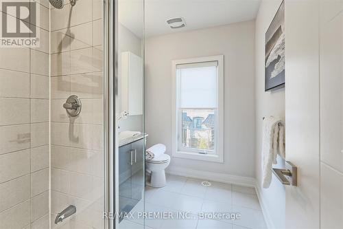 550 Mermaid Crescent, Mississauga, ON - Indoor Photo Showing Bathroom