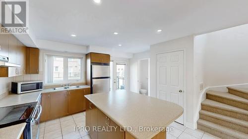 504 - 1440 Clarriage Court, Milton, ON - Indoor Photo Showing Kitchen