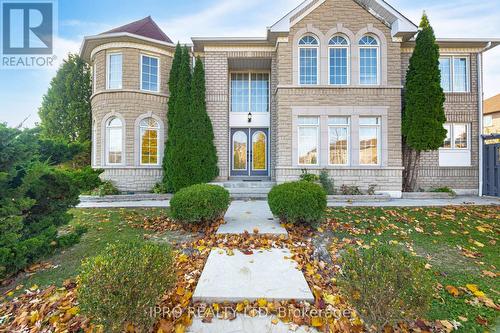 5555 Loonlake Avenue, Mississauga, ON - Outdoor With Facade