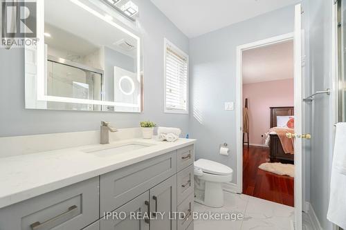 5555 Loonlake Avenue, Mississauga, ON - Indoor Photo Showing Bathroom