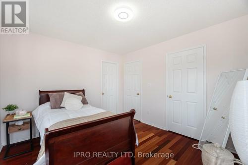 5555 Loonlake Avenue, Mississauga, ON - Indoor Photo Showing Bedroom