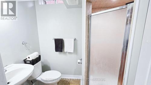 19 Fidelity Avenue W, Brampton, ON - Indoor Photo Showing Bathroom