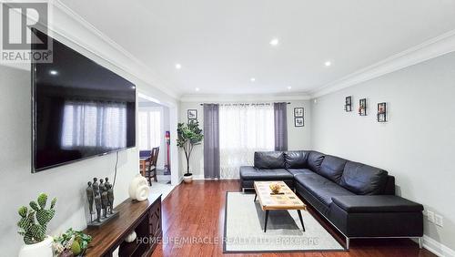 19 Fidelity Avenue W, Brampton, ON - Indoor Photo Showing Other Room