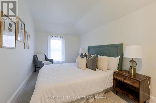 55 Frederick Street S, Halton Hills, ON - Indoor Photo Showing Bedroom