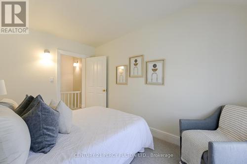 55 Frederick Street S, Halton Hills, ON - Indoor Photo Showing Bedroom