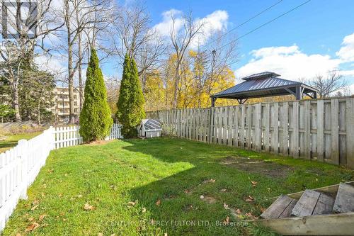 55 Frederick Street S, Halton Hills, ON - Outdoor