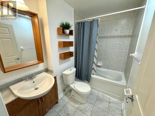 1006 - 18 Holmes Avenue, Toronto, ON - Indoor Photo Showing Bathroom