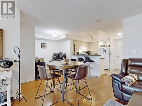 2209 - 7 Lorraine Drive, Toronto, ON - Indoor Photo Showing Dining Room