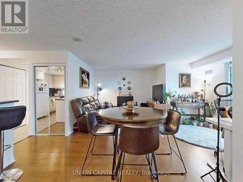 2209 - 7 Lorraine Drive, Toronto, ON - Indoor Photo Showing Dining Room