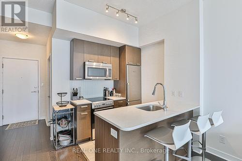 4408 - 295 Adelaide Street W, Toronto, ON - Indoor Photo Showing Kitchen