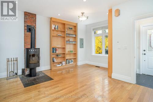 347 Gladstone Avenue, Toronto, ON - Indoor With Fireplace