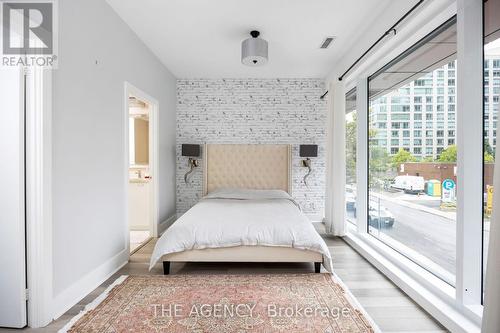 106 - 32 Davenport Road, Toronto, ON - Indoor Photo Showing Bedroom