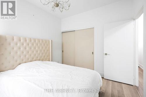 106 - 32 Davenport Road, Toronto, ON - Indoor Photo Showing Bedroom