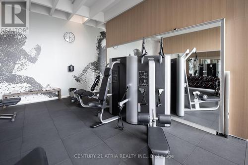 642 - 8 Hillsdale Avenue, Toronto, ON - Indoor Photo Showing Gym Room