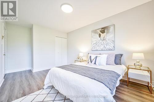 18 Castle Hill Drive, Toronto, ON - Indoor Photo Showing Bedroom