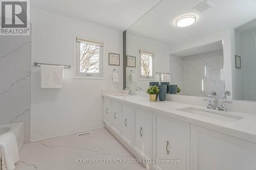 30 Wickens Crescent, Ajax, ON - Indoor Photo Showing Bathroom