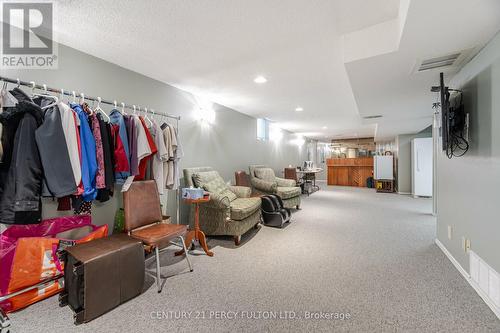 30 Wickens Crescent, Ajax, ON - Indoor Photo Showing Other Room