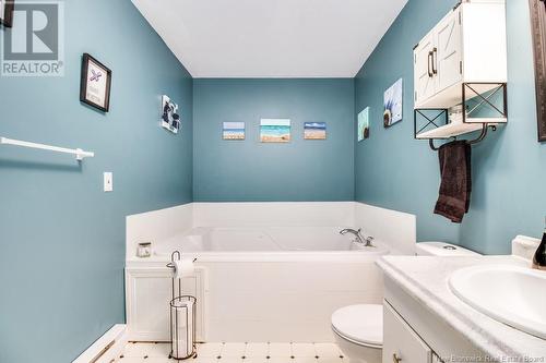 21 Katie Avenue, Douglas, NB - Indoor Photo Showing Bathroom