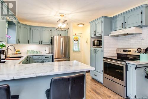 21 Katie Avenue, Douglas, NB - Indoor Photo Showing Kitchen With Upgraded Kitchen