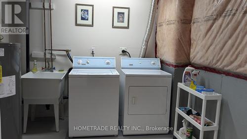 72 - 23 Observatory Lane, Richmond Hill, ON - Indoor Photo Showing Laundry Room