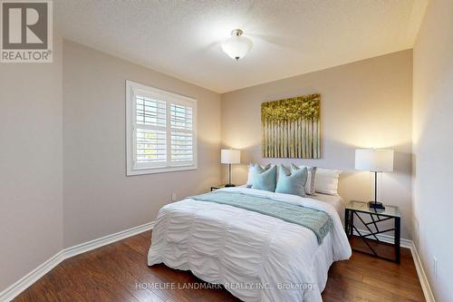 1061 Warby Trail N, Newmarket, ON - Indoor Photo Showing Bedroom