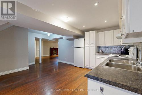 1061 Warby Trail N, Newmarket, ON - Indoor Photo Showing Kitchen With Double Sink