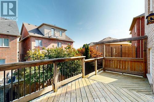 1061 Warby Trail N, Newmarket, ON - Outdoor With Deck Patio Veranda With Exterior