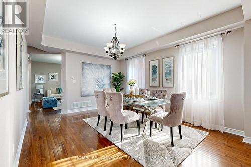 1061 Warby Trail N, Newmarket, ON - Indoor Photo Showing Dining Room