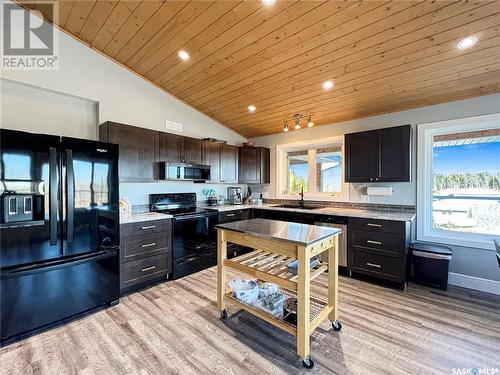 4 Panther Parkway, Candle Lake, SK - Indoor Photo Showing Kitchen