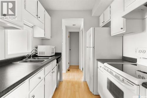 5106 10Th Avenue, Regina, SK - Indoor Photo Showing Kitchen With Double Sink