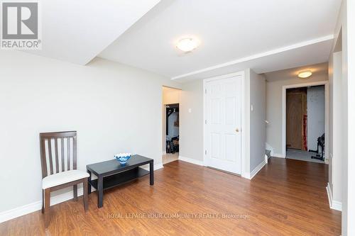 21 Baywell Crescent, Aurora, ON - Indoor Photo Showing Other Room