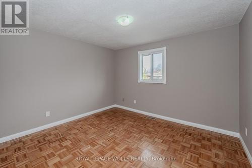 894 Strasburg Road, Kitchener, ON - Indoor Photo Showing Other Room