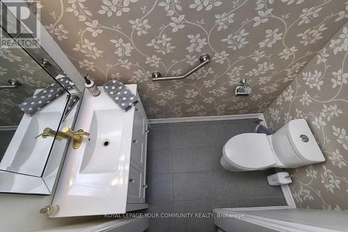 202 Willowridge Court, Oakville, ON -  Photo Showing Bathroom