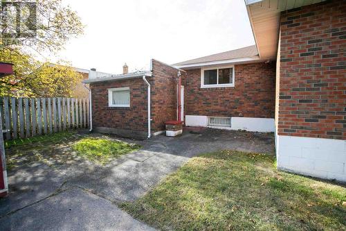 44 Hugill St, Sault Ste. Marie, ON - Outdoor With Exterior