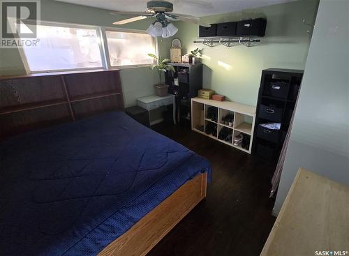 30 Lindsay Drive, Saskatoon, SK - Indoor Photo Showing Bedroom