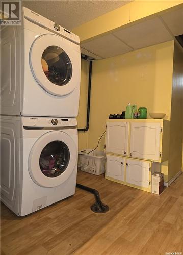 30 Lindsay Drive, Saskatoon, SK - Indoor Photo Showing Laundry Room