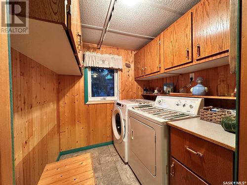 295 1St Avenue W, Englefeld, SK - Indoor Photo Showing Laundry Room