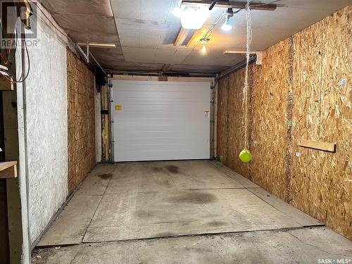 295 1St Avenue W, Englefeld, SK - Indoor Photo Showing Garage