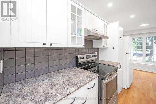 738 Briar Crescent, Milton, ON - Indoor Photo Showing Kitchen