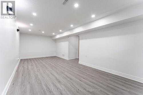 1301 Janina Boulevard, Burlington, ON - Indoor Photo Showing Other Room