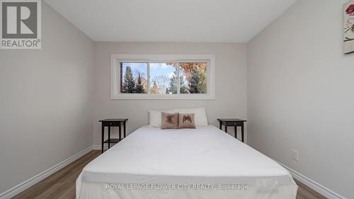 212 Carter Avenue, Waterloo, ON - Indoor Photo Showing Bedroom