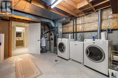 30 Rosewell Street, Hamilton, ON - Indoor Photo Showing Laundry Room