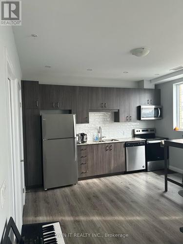 104 Garment Street, Kitchener, ON - Indoor Photo Showing Kitchen