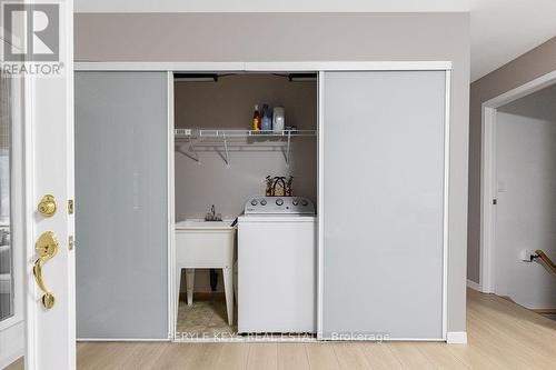 1098 Lawrence Pit Road, Muskoka Lakes, ON - Indoor Photo Showing Laundry Room