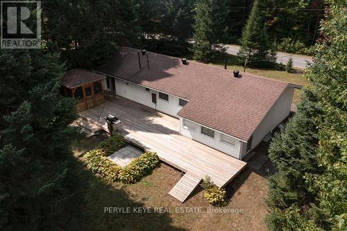 1098 Lawrence Pit Road, Muskoka Lakes, ON - Outdoor